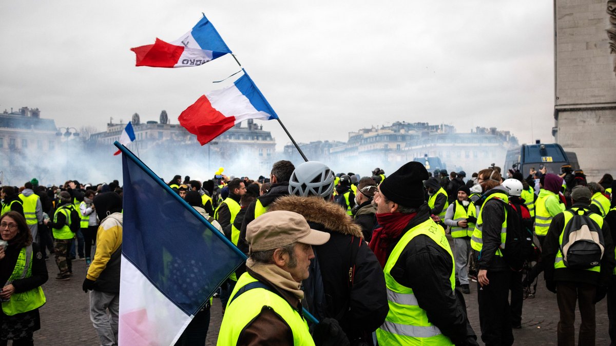 csm_gilets-jaunes-46724068321_7609e4f351_o-1920x1080_3aa2ff4293.jpg